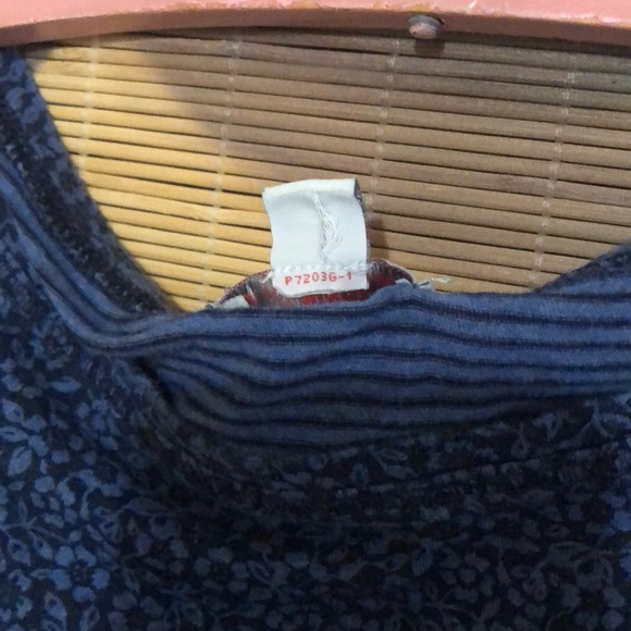 GAP Crop Top blue flowers stripes 100% cotton women’s size small - Picture 11 of 12